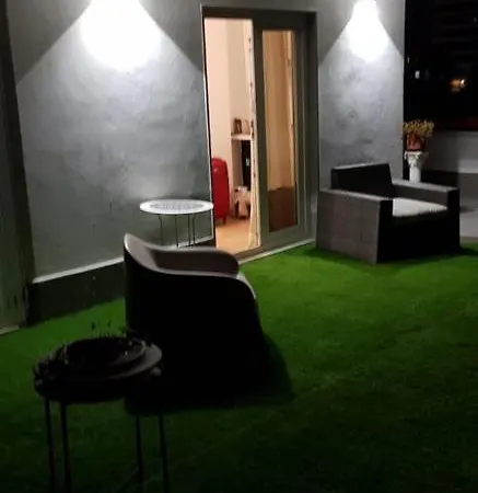 Apartman Attic Apartment-private Parking